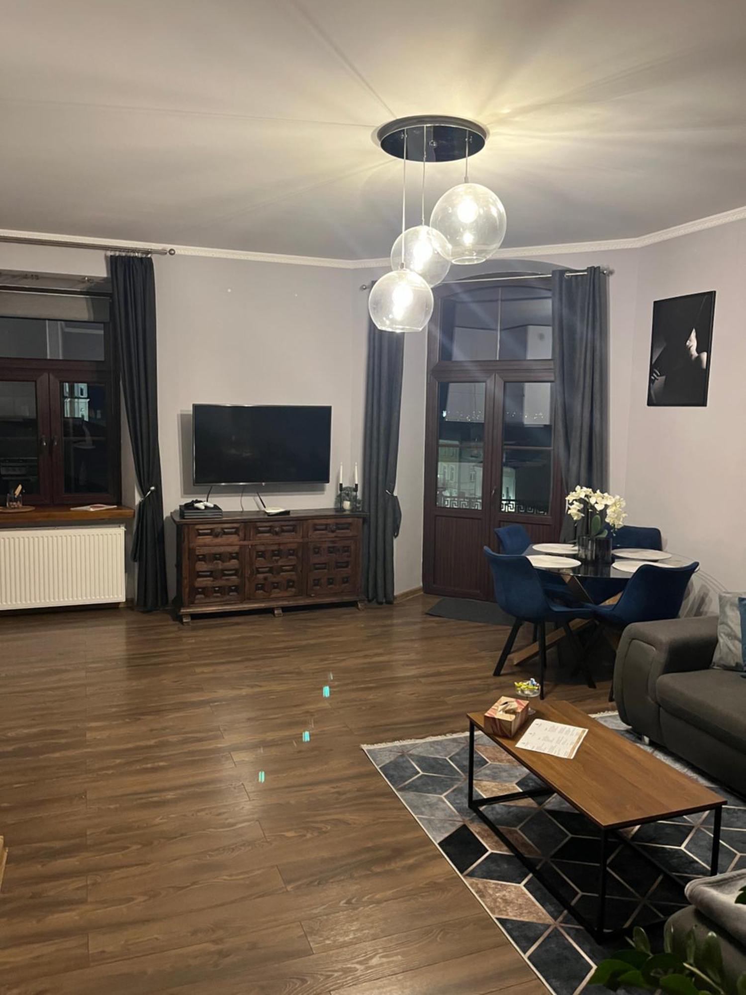 Apartamenty Luczkowskiego Z Widokiem Na Studnie 4 เฮลม์ ภายนอก รูปภาพ